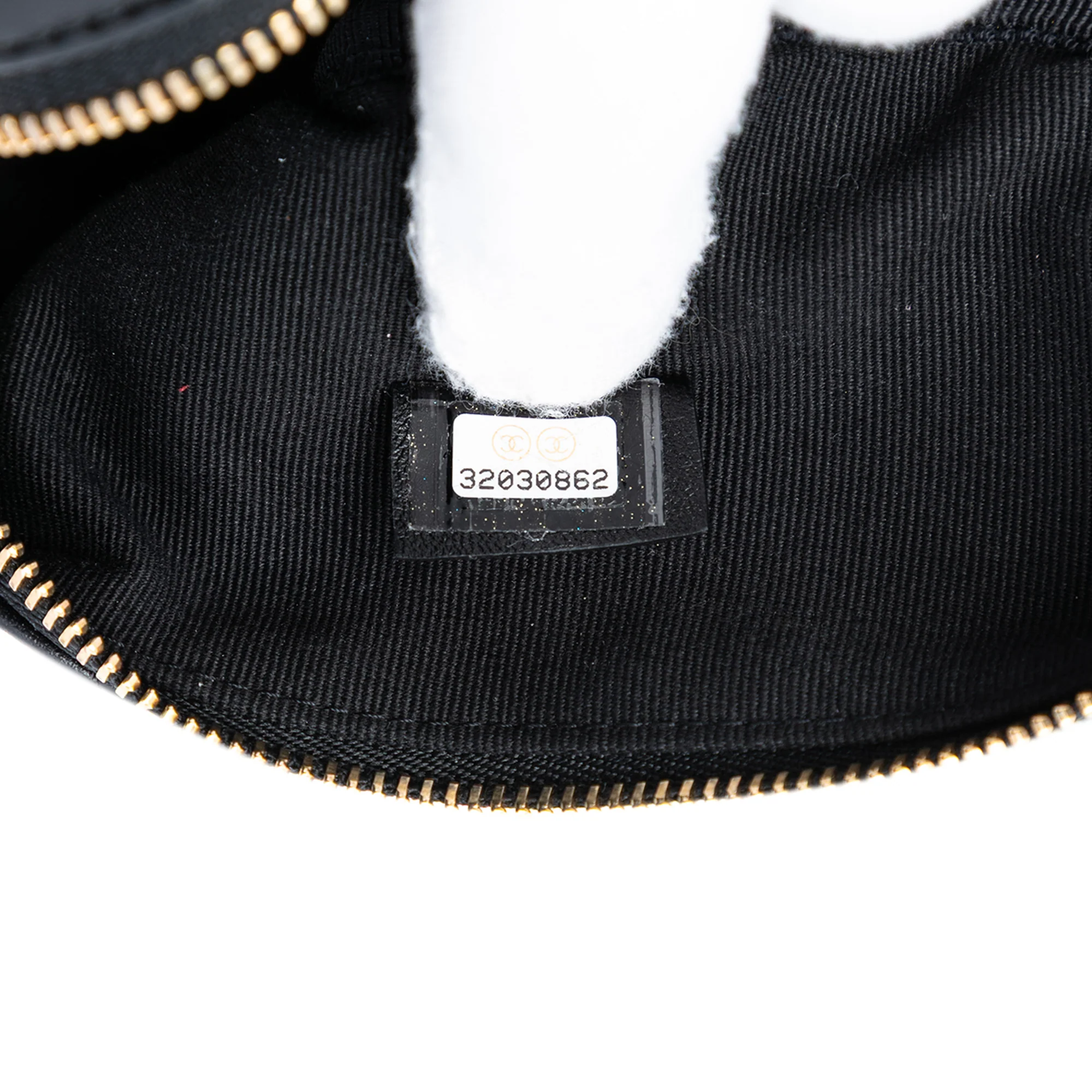 CC Quilted Lambskin Cube Wristlet Vanity Case - Image 7