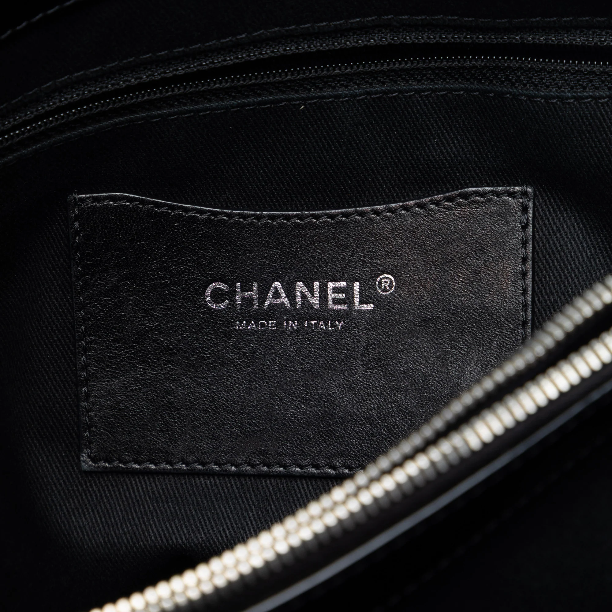 CC Quilted Patent North South Tote - Image 6