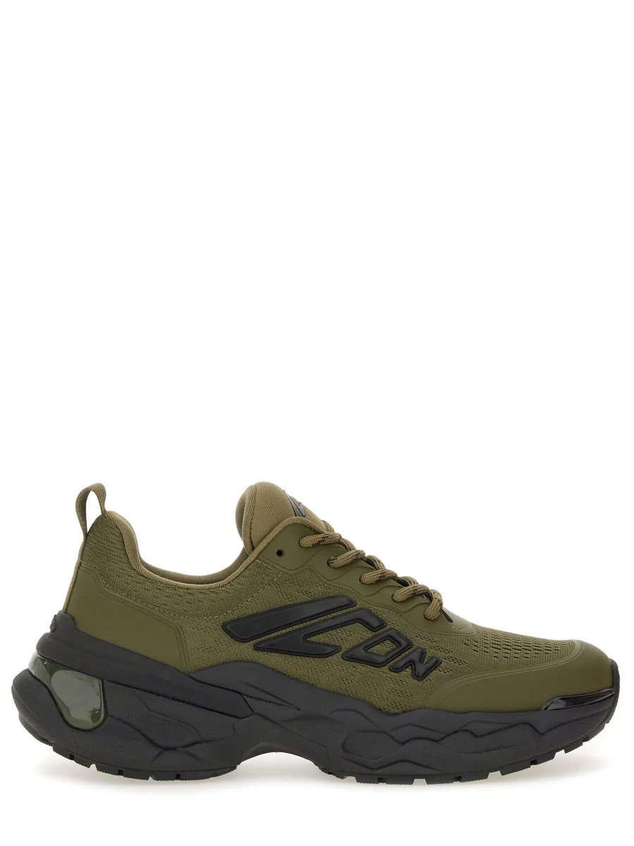 FASTER SNEAKER