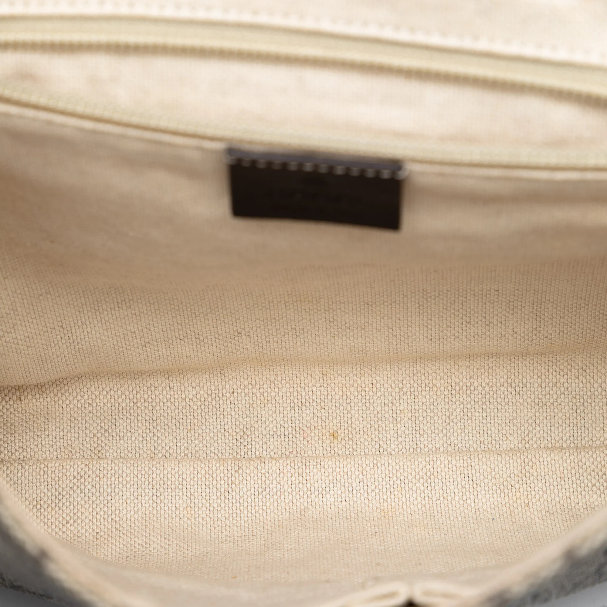 GG Supreme Messenger Bag - Image 4