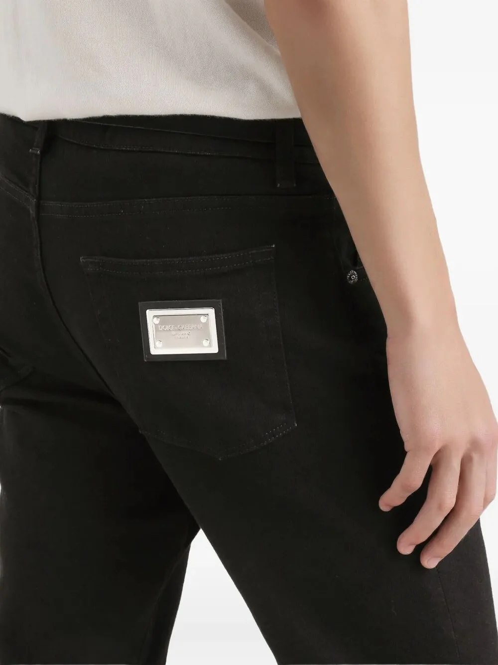 STRAIGHT LEG JEANS WITH LOGO PLAQUE - Image 3